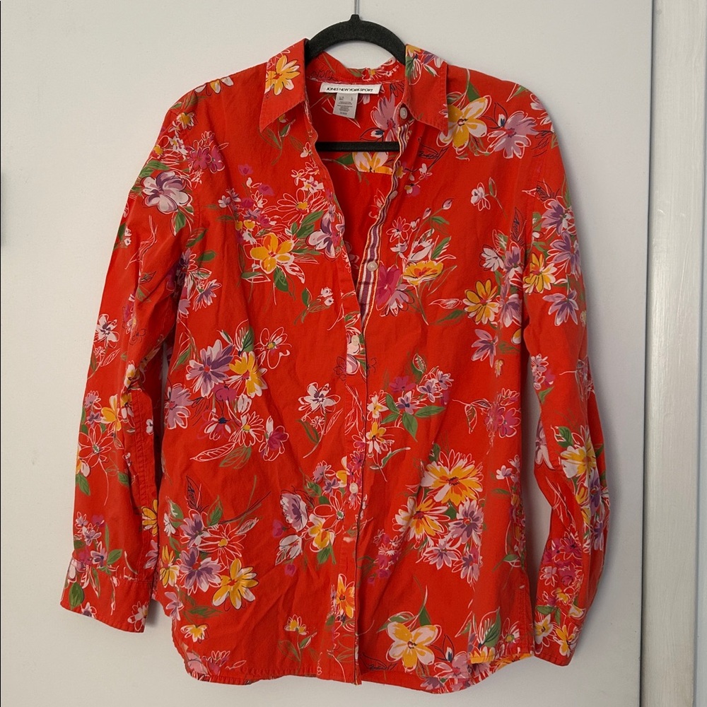 JONES NEW YORK Sport Lady Top Button up shirt flowers size Large!